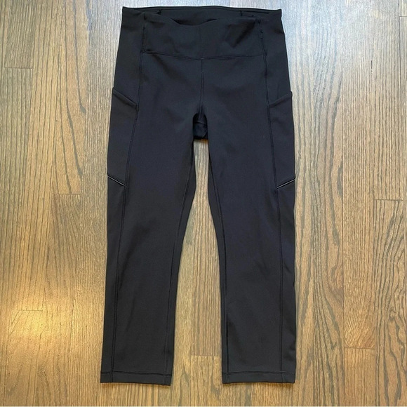 Lululemon Speed Up Crop 21" in Black size 6 Style W6AL7S - Picture 10 of 11